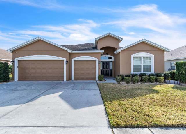 Property at 245 Viola Dr, Auburndale, FL 33823, 4 beds, 3 baths