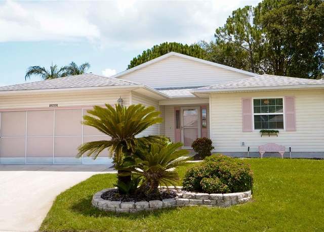 Property at 32900 Crooked Oaks Ln, Leesburg, FL 34748, 3 beds, 2 baths
