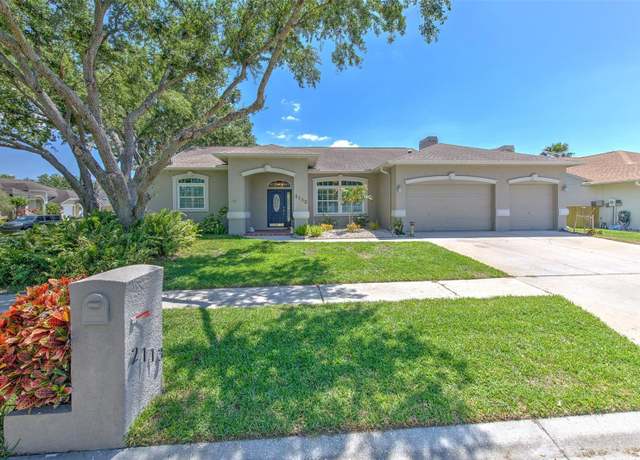 Property at 2113 Golf Manor Blvd, Valrico, FL 33596, 4 beds, 2 baths