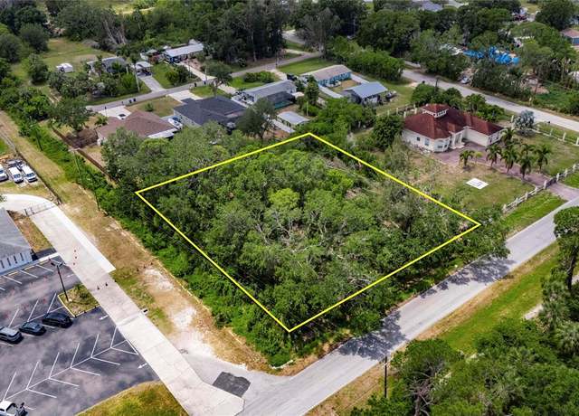 Property at 912 8th Ave SW, Ruskin, FL 33570