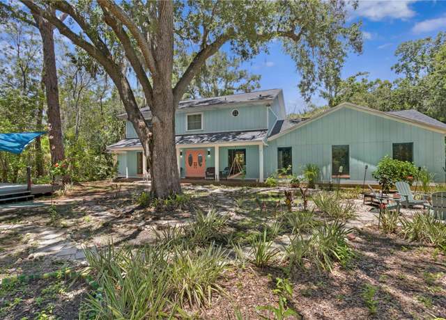 Property at 716 Hickory Dr, Dunedin, FL 34698, 5 beds, 3.5 baths