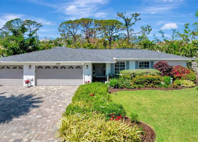 Property at 405 Park Blvd N, Venice, FL 34285, 4 beds, 2 baths