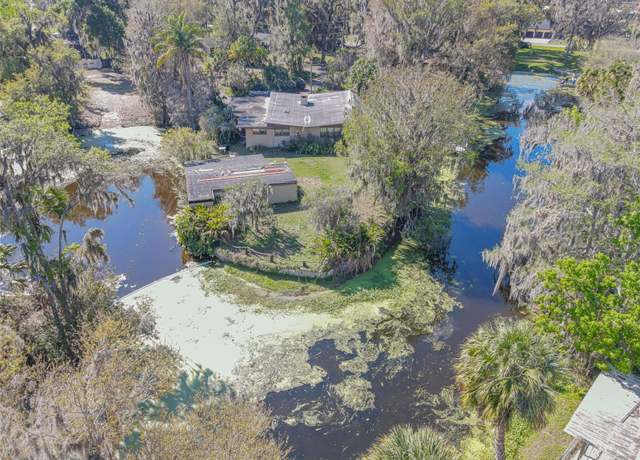 Property at 2439 CR 453, Lake Panasoffkee, FL 33538, 3 beds, 2 baths