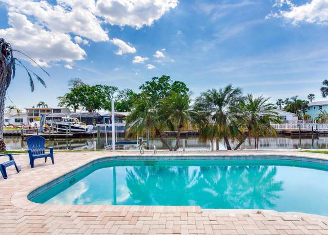 Property at 8722 Hickorywood Ln, Tampa, FL 33615, 4 beds, 3 baths