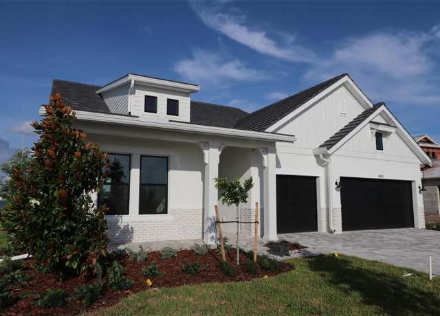 Property at 18033 Foxtail Loop, Venice, FL 34293, 4 beds, 3.5 baths