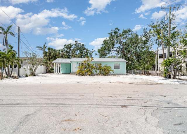Property at 5026 Calle Minorga, Sarasota, FL 34242, 3 beds, 1 bath