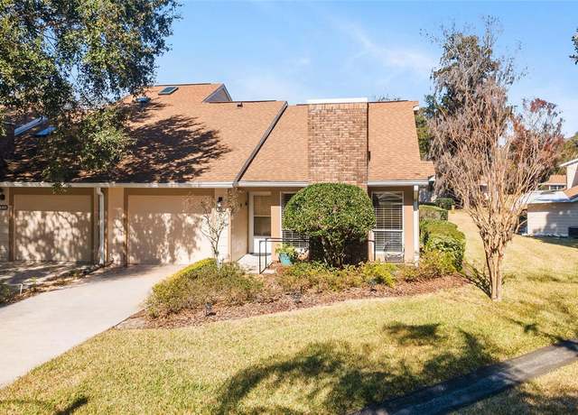 Property at 2321 SE 19th Cir, Ocala, FL 34471, 2 beds, 2 baths