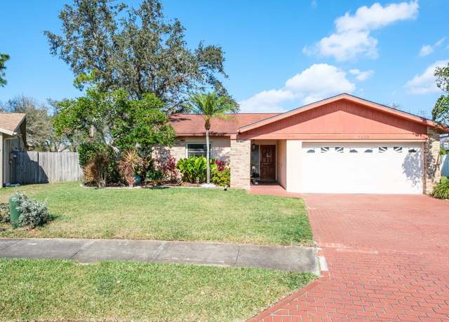 Property at 7425 118th Dr, Largo, FL 33773, 3 beds, 2 baths