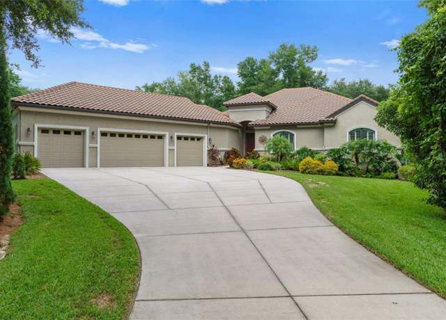 Property at 2321 N Hickory Glen Pt, Hernando, FL 34442, 3 beds, 3.5 baths