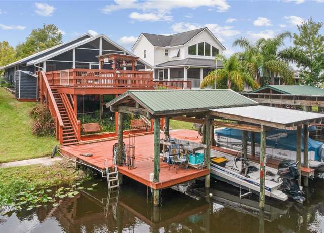 Property at 291 Maxwell Dr, Welaka, FL 32193, 3 beds, 2 baths