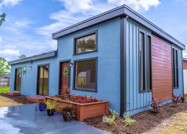 Property at 221 E Fern Dr, Orange City, FL 32763, 3 beds, 2 baths