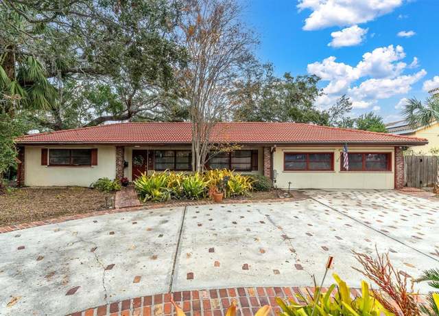 Property at 1545 Park St N, St Petersburg, FL 33710, 3 beds, 3 baths