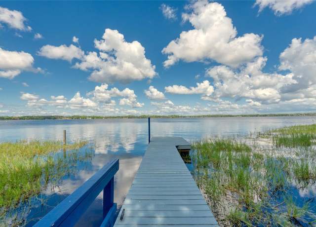 Property at 297 Lakeview Dr, Tarpon Springs, FL 34689, 2 beds, 2 baths