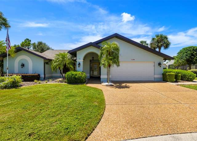 Property at 5106 Wedge Ct E, Bradenton, FL 34203, 3 beds, 2 baths