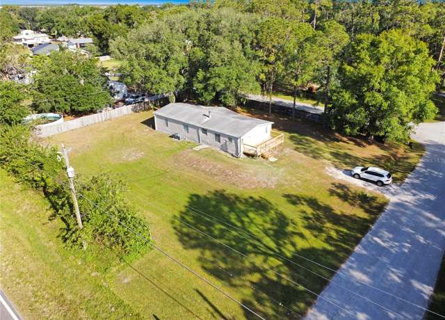 Property at 3611 Island Oaks Ct, Lakeland, FL 33805, 4 beds, 3 baths