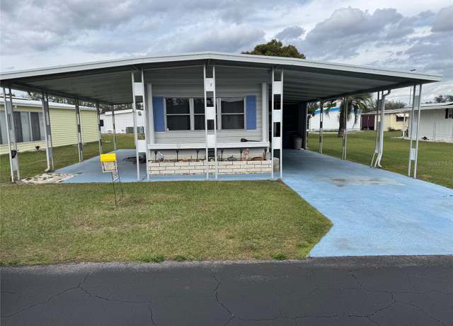 Property at 34543 Sweetpea Ln, Zephyrhills, FL 33541, 2 beds, 1 bath