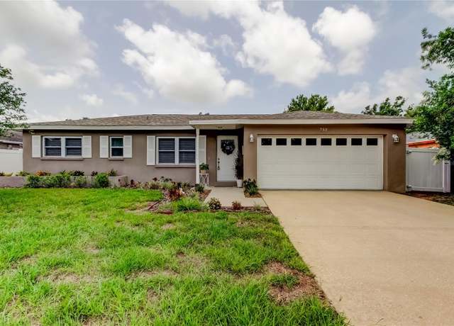 Property at 755 Green Valley Rd, Palm Harbor, FL 34683, 3 beds, 2 baths
