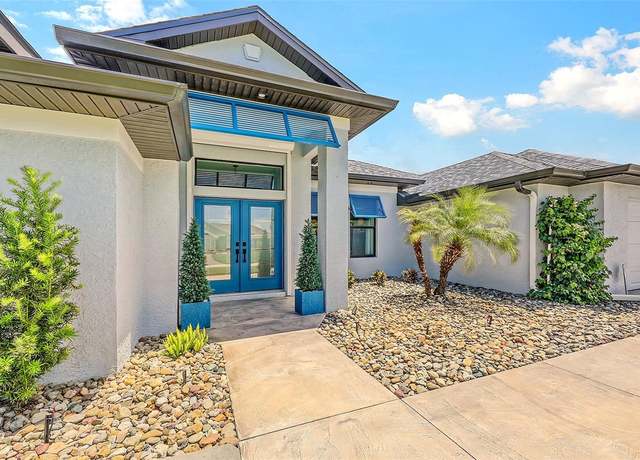 Property at 72 Broadmoor Ln, Rotonda West, FL 33947, 3 beds, 2 baths