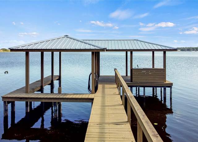 Property at 274 Paradise Island Dr, Haines City, FL 33844, 3 beds, 2 baths