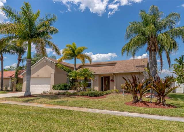 Property at 3739 Kingston Blvd, Sarasota, FL 34238, 3 beds, 2 baths