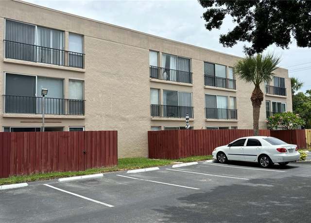 Property at 2763 Woodgate Ln #210, Sarasota, FL 34231, 2 beds, 2 baths