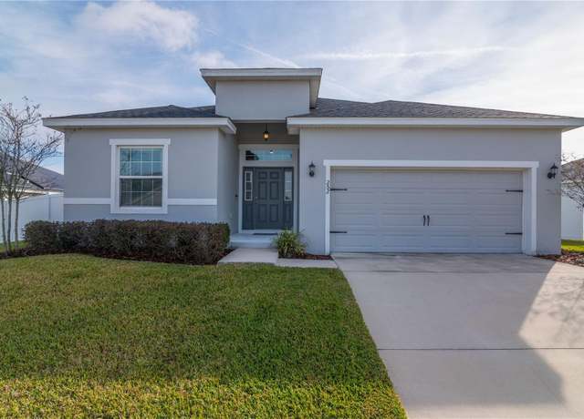 Property at 252 Walkers Point Dr, Auburndale, FL 33823, 4 beds, 2.5 baths