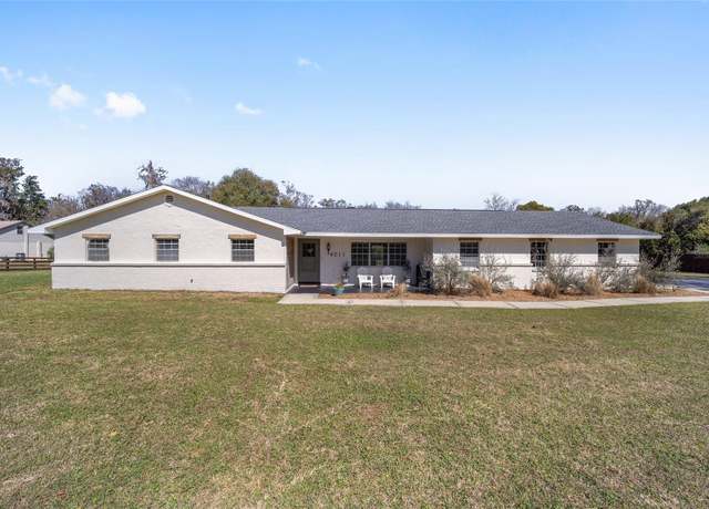 Property at 4011 SE 47th Pl, Ocala, FL 34480, 3 beds, 2.5 baths