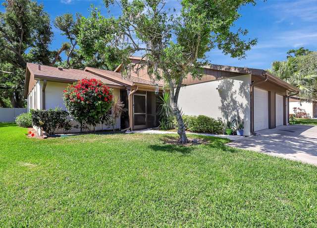 Property at 4722 Oak Hill Ln #44, Sarasota, FL 34232, 2 beds, 2 baths