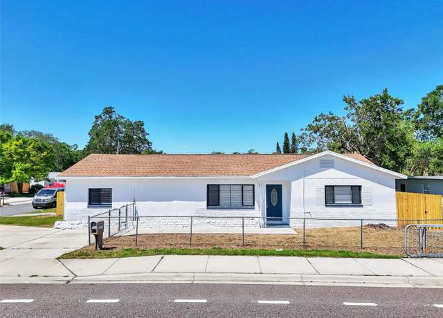 Property at 7824 Starkey Rd, Seminole, FL 33777, 3 beds, 2 baths