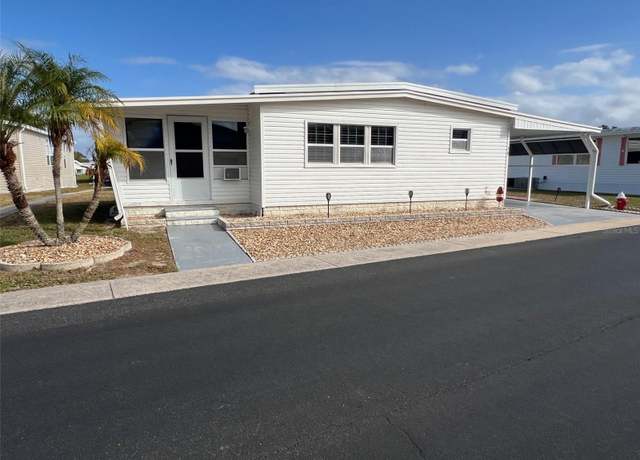 Property at 39 Pindo Palm St W, Largo, FL 33770, 2 beds, 2 baths