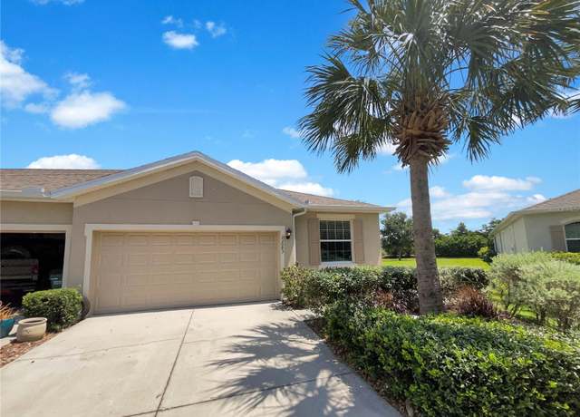 Property at 33083 Windelstraw Dr, Wesley Chapel, FL 33545, 3 beds, 2 baths