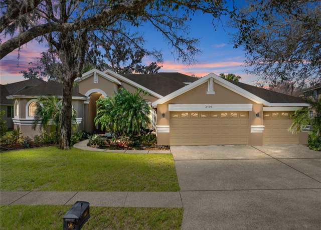 Property at 6107 Ibispark Dr, Lithia, FL 33547, 5 beds, 4 baths
