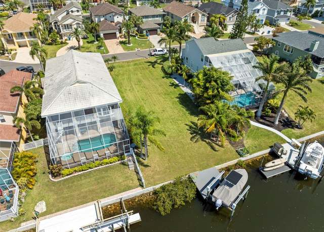 Property at 4330 Sanddollar Ct, New Port Richey, FL 34652