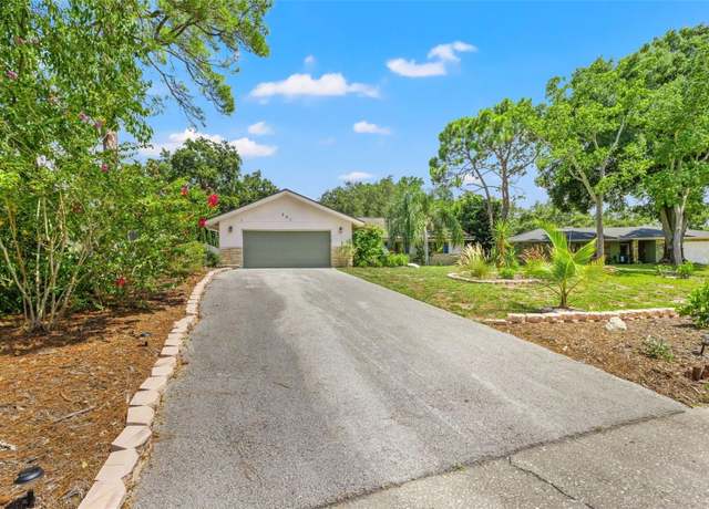 Property at 251 Dunbridge Dr, Palm Harbor, FL 34684, 3 beds, 2.5 baths