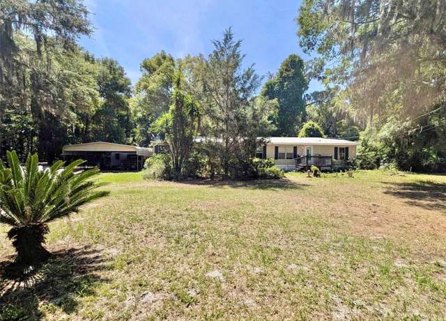 Property at 364 County Road 309, Satsuma, FL 32189, 4 beds, 2.5 baths