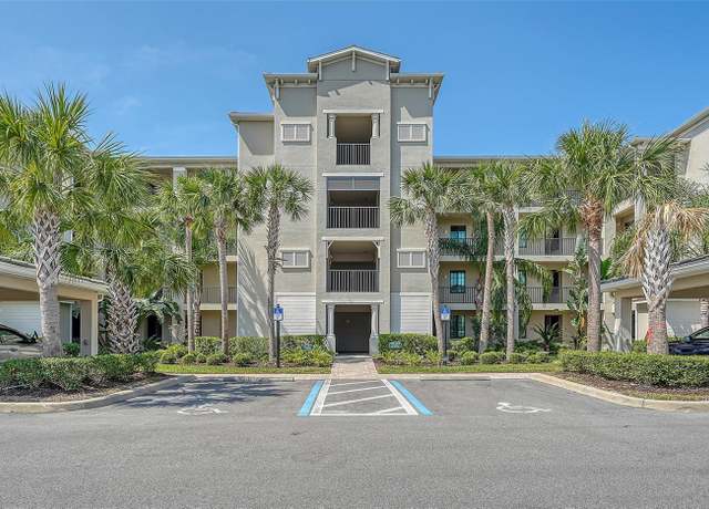 Property at 17704 Gawthrop Dr #303, Lakewood Ranch, FL 34211, 2 beds, 2 baths