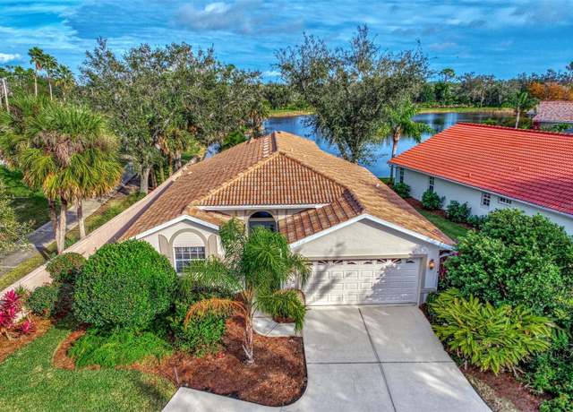 Property at 3195 Village Ln, Port Charlotte, FL 33953, 2 beds, 2 baths