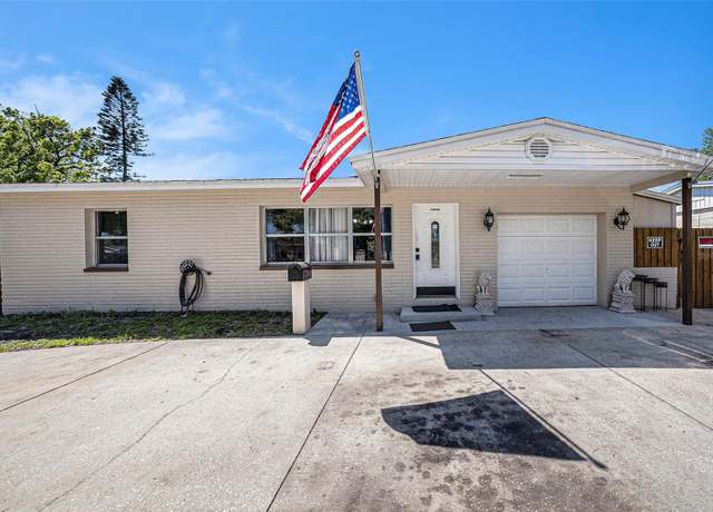 Property at 8410 56th St N, Pinellas Park, FL 33781, 2 beds, 1 bath