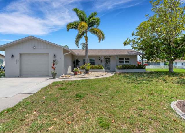 Property at 1255 Lincoln Dr, Englewood, FL 34224, 2 beds, 2 baths