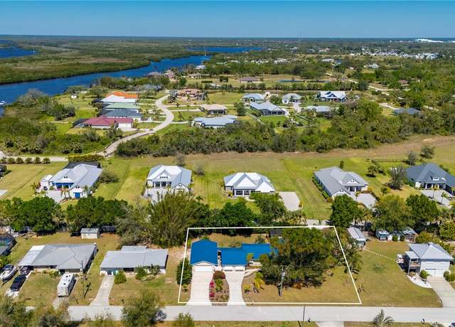 Property at 28482 Coco Palm Dr, Punta Gorda, FL 33982, 3 beds, 2 baths