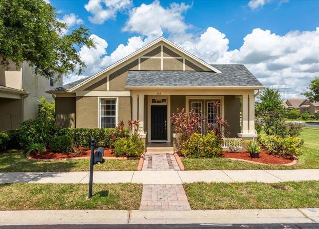 Property at 303 White Water Bay Dr, Groveland, FL 34736, 4 beds, 3 baths