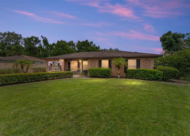 Property at 316 Amanda Ln, Leesburg, FL 34748, 3 beds, 3 baths
