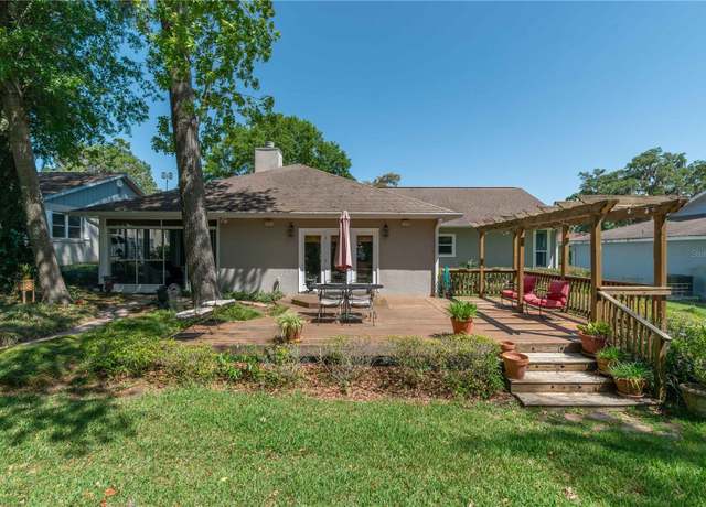 Property at 8120 NW 48th Ln, Ocala, FL 34482, 3 beds, 2 baths