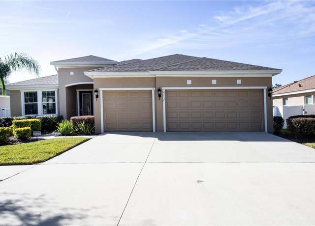 Property at 2117 Valterra Vista Way, Valrico, FL 33594, 3 beds, 2 baths