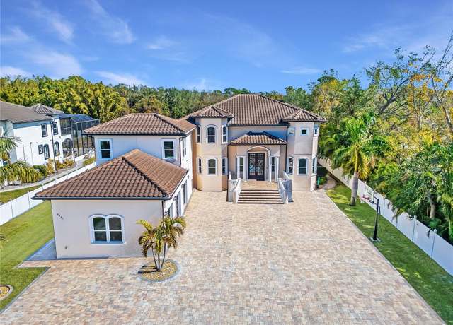 Property at 9401 93rd St, Seminole, FL 33777, 4 beds, 4 baths