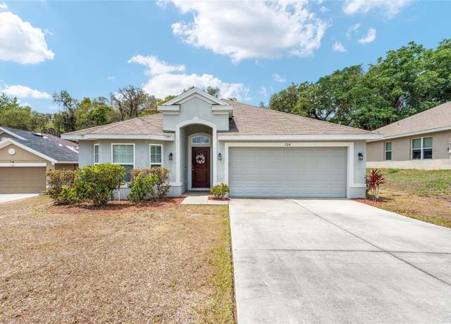 Property at 704 Chelsea Ave, Fruitland Park, FL 34731, 3 beds, 2 baths