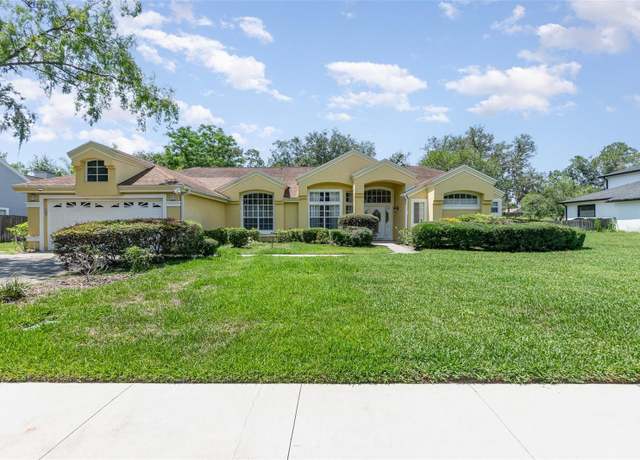 Property at 1910 Palm View Dr, Apopka, FL 32712, 3 beds, 2 baths
