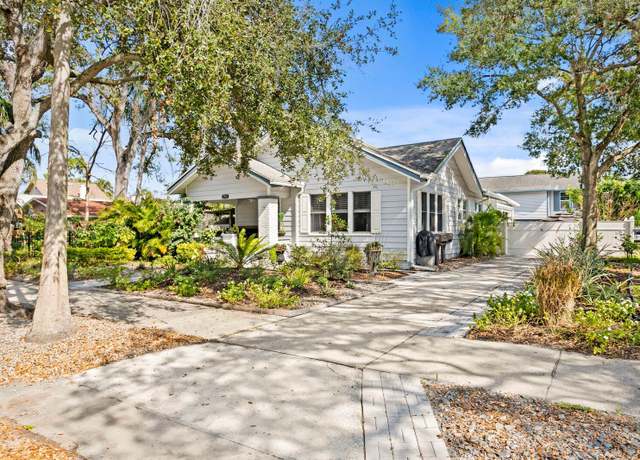 Property at 2721 12th St N, St Petersburg, FL 33704, 5 beds, 4 baths
