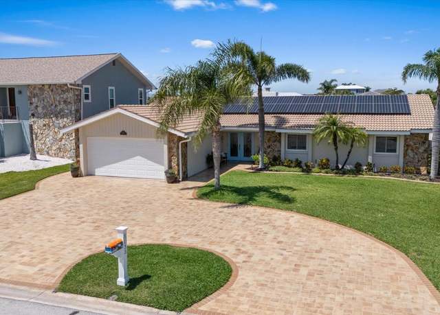 Property at 5033 Cabrilla Ct, New Port Richey, FL 34652, 3 beds, 2 baths