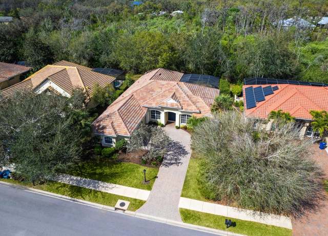Property at 7533 Trillium Blvd, Sarasota, FL 34241, 4 beds, 3 baths